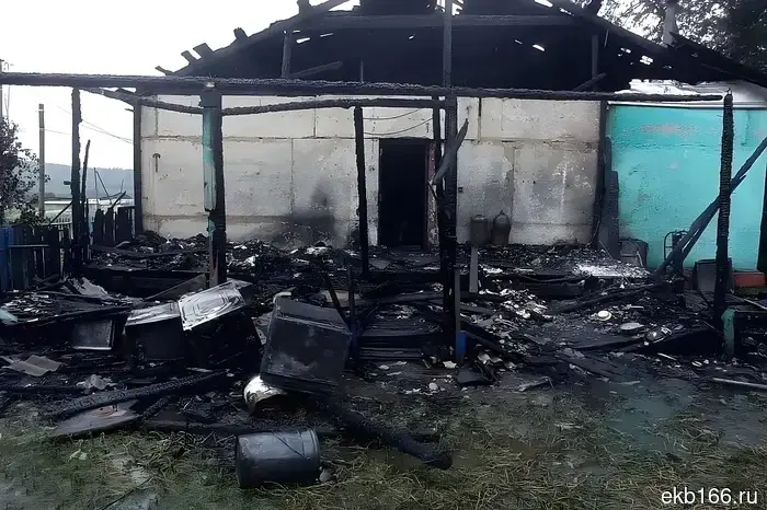 В Свердловской области семья скончалась после того, как отпраздновала день рождения.