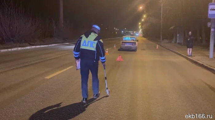 Двадцатилетний водитель на Вторчермете насмерть наехал на пешехода (ФОТО)