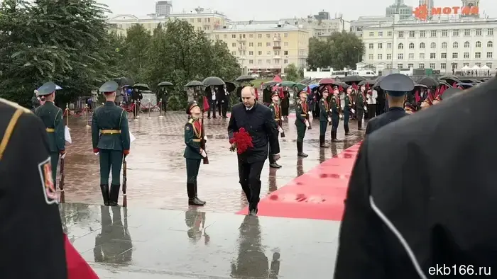В часовне на площади Труда состоялся молебен в честь покровительницы Екатеринбурга.