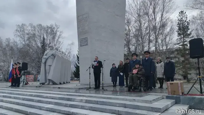 Командование ЦВО отметило парадом 101-летнего ветерана, который пошел на фронт в 17 лет. ФОТОРЕПОРТАЖ