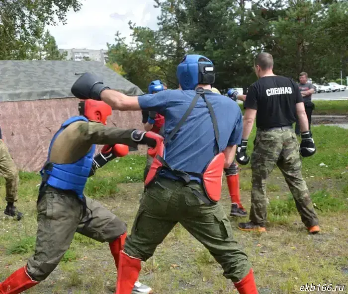 "For courage and heroism." The "Rossy" special forces unit of the Sverdlovsk GUFSIN celebrates its 35th anniversary.
