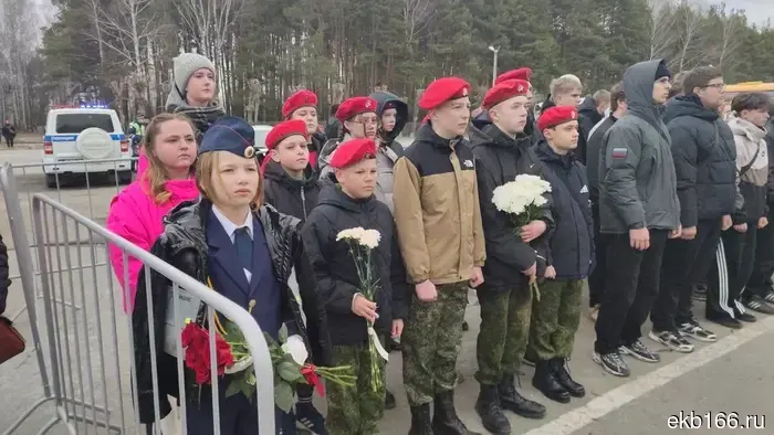 Командование ЦВО отметило парадом 101-летнего ветерана, который пошел на фронт в 17 лет. ФОТОРЕПОРТАЖ