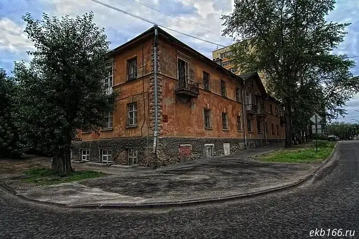 Власти Екатеринбурга приступили к подготовке территории для комплексного развития территории (КРТ) в Малых Истках.