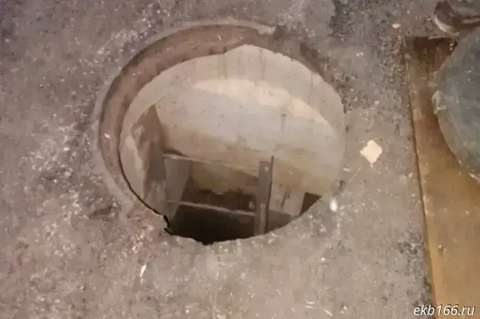 A two-year-old boy fell into a collector in Kamensk-Uralsky.