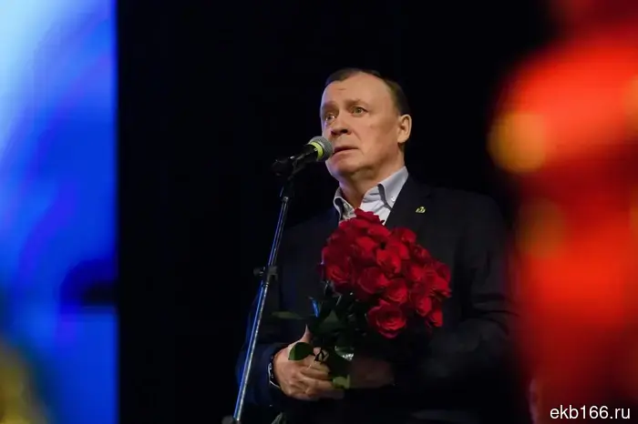 At the farewell to Gorenburg, former governor Yevgeny Kuivashev was noticed.