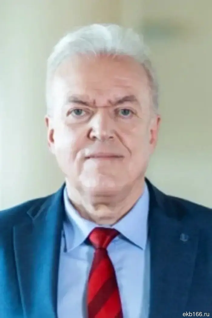 The first vice-rector of UrFU Dmitry Bugrov is resigning.