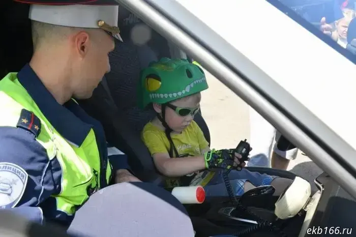 They drove the person to despair. The Gortrans driver came up with a way for Yekaterinburg to get rid of traffic jams.