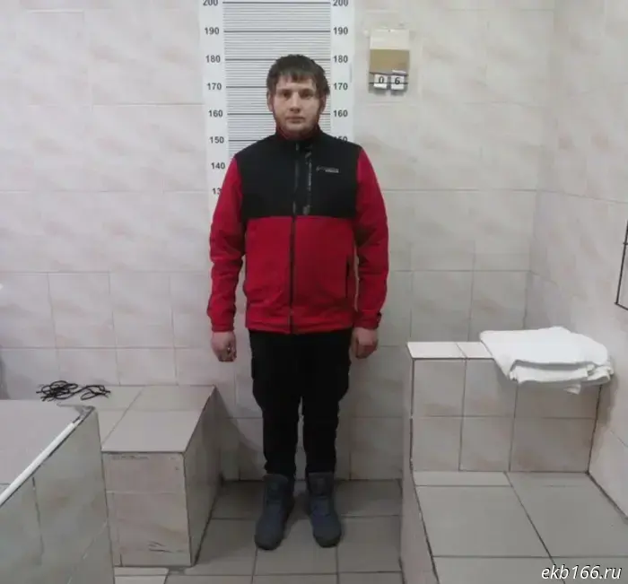 "Money from the cash register!" "The district boss" arrested in Yekaterinburg for attacking a parcel pickup point employee