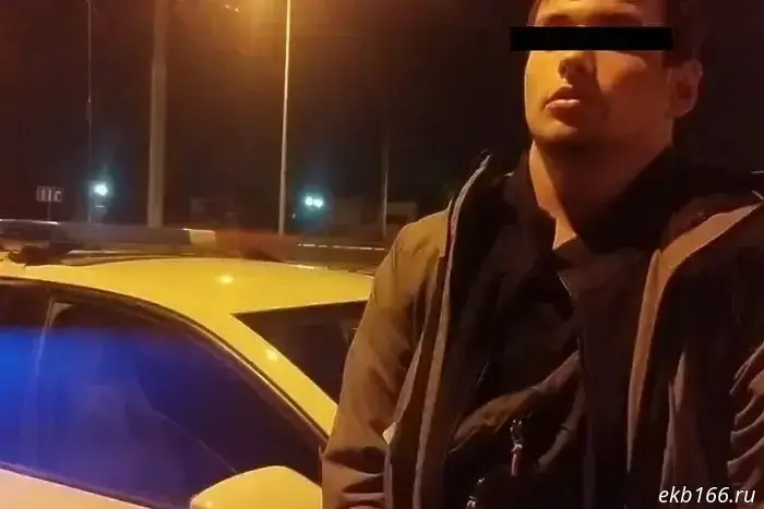Полицейские начали преследование с стрельбой за нетрезвым водителем на ЕКАД.