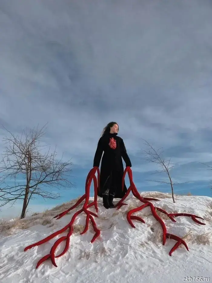 A Tagil artist who collaborated with Pussy Riot after the start of the SVO has left Russia.