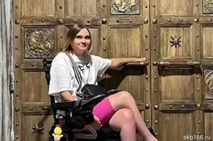 На борту самолета, направлявшегося в Екатеринбург, умерла пассажирка.