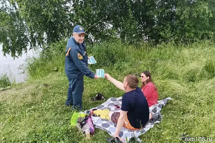 Из свердловского водоема извлекли тело утонувшего.