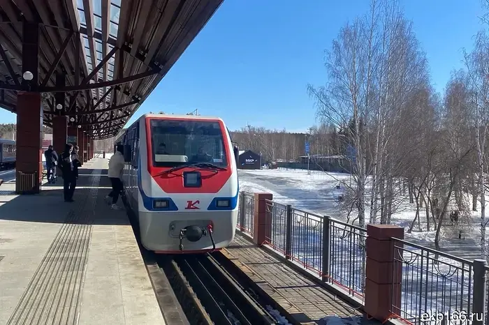 Проект наземного метро в Екатеринбурге приостановили.