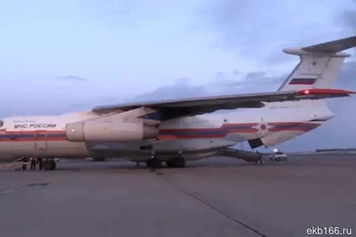 В Екатеринбург прибыл самолет для женщины, которая впала в кому после удаления зуба в Таиланде.