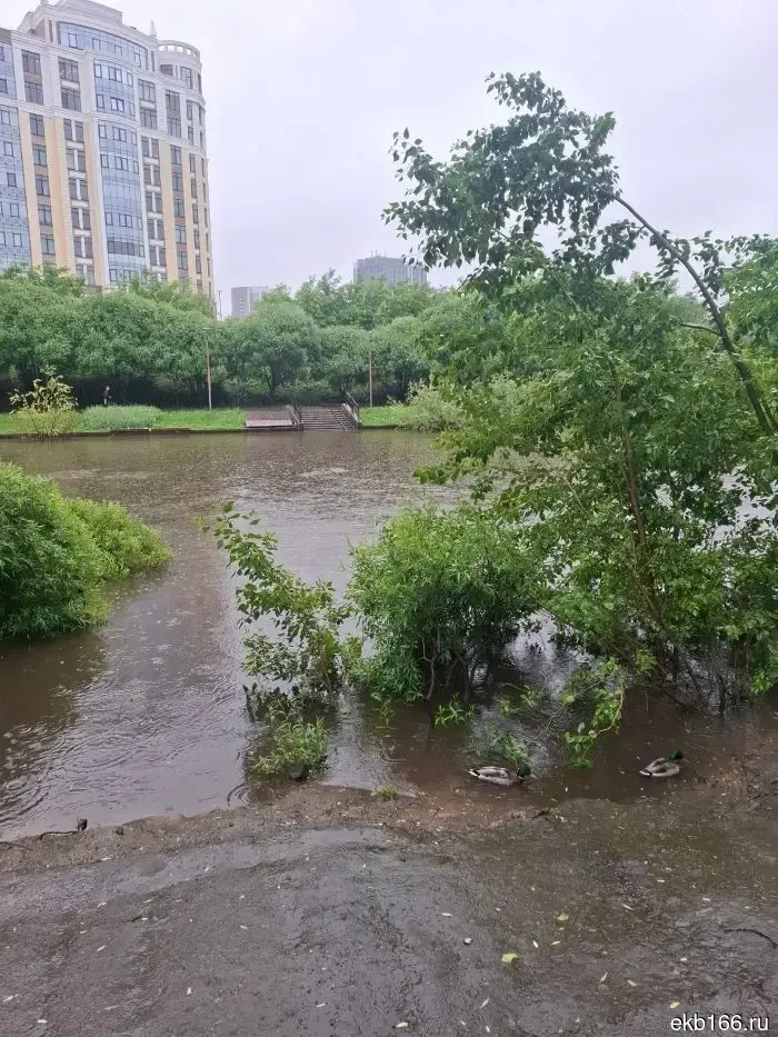 In the center of Yekaterinburg, the Iset River has overflowed its banks.