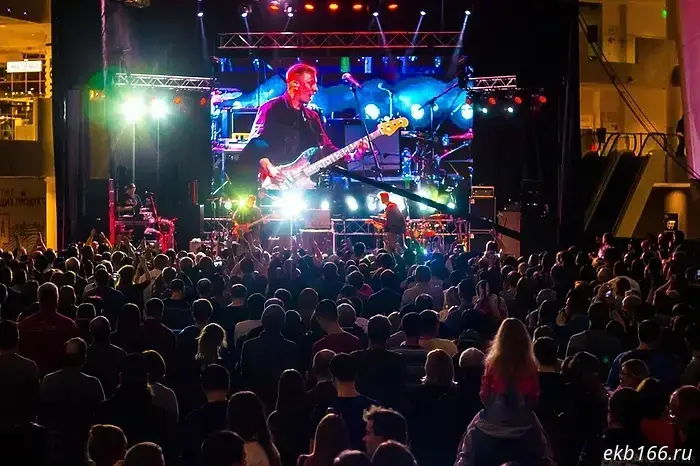 Tickets for the "Old New Rock" festival have sold out.