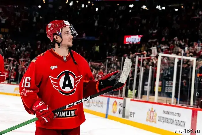 Из «Автомобилиста» уехал самый дорогостоящий хоккеист по контракту с английским клубом.