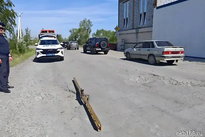В городе Свердловской области ввели ограничения на движение из-за плохих дорог.