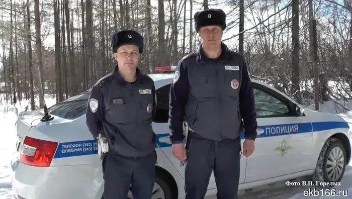 На Урале правоохранители задержали гигантского правонарушителя на ВАЗе, применив пулемет «Кедр».