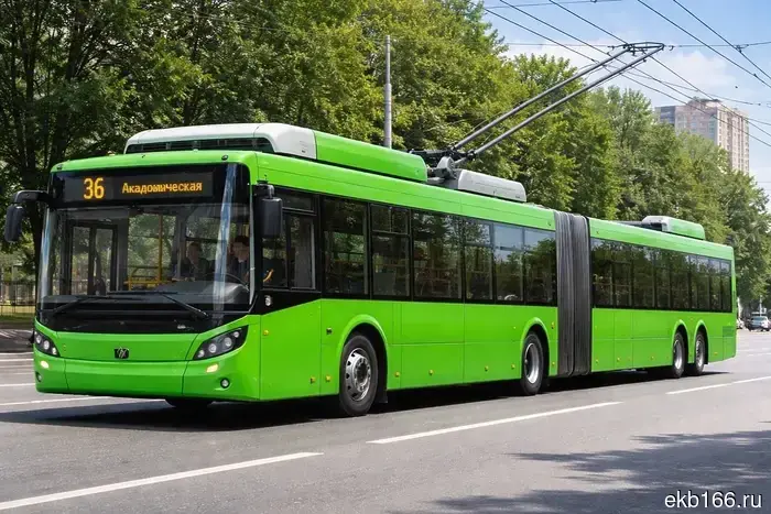 For the first time in many years, a "accordion" trolleybus has hit the streets of Yekaterinburg.