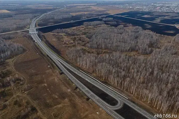 A new four-lane section of the highway to Tyumen has been opened in Sverdlovsk Oblast.