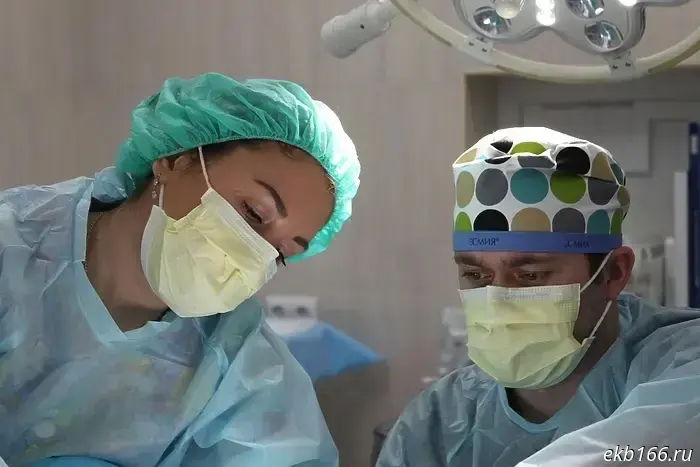Medical staff at a Yekaterinburg hospital complained about pay cuts.