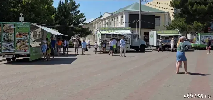 They named the wrong city Gelendzhik. A resident of Yekaterinburg found out whether the two cities are similar.