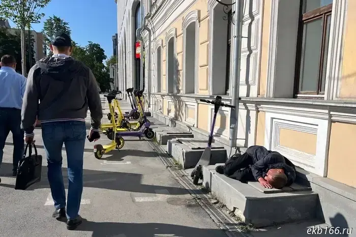 The first city in Sverdlovsk Region is preparing to completely ban scooters.