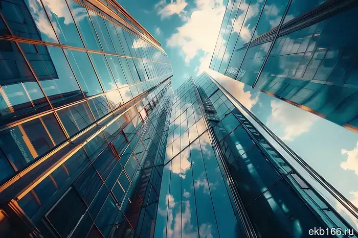 Возбуждено уголовное дело по факту гибели девочки, упавшей из окна в Екатеринбурге.