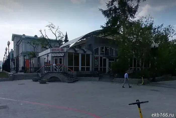 В Екатеринбурге будет demolished знаменитый павильон в центре города.