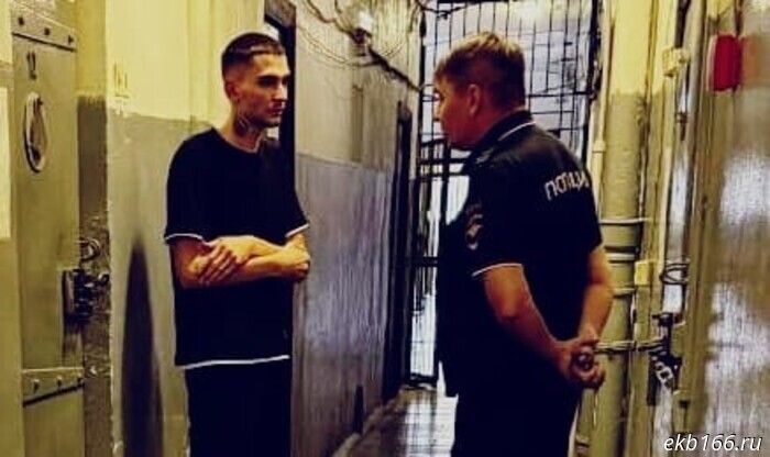 Заблокировавший улицу для личной съемки «жених» отказался приносить извинения перед гражданами (ФОТО)