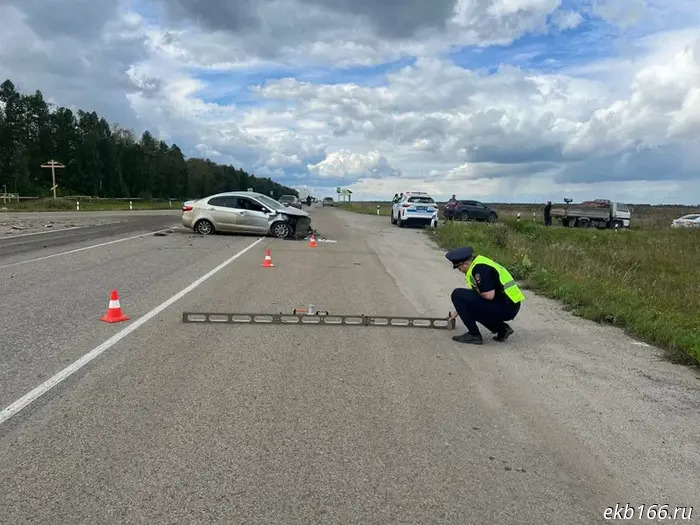 Three people were injured due to a driver's inattention near Kamensk-Uralsky (PHOTO)