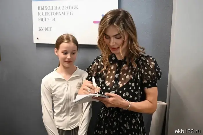 Алина Кабаева приехала в Екатеринбург.