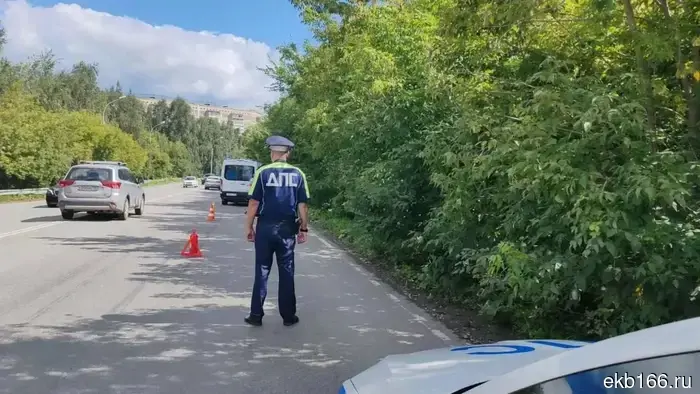 A pedestrian died on the ZhBI under the wheels of a truck.