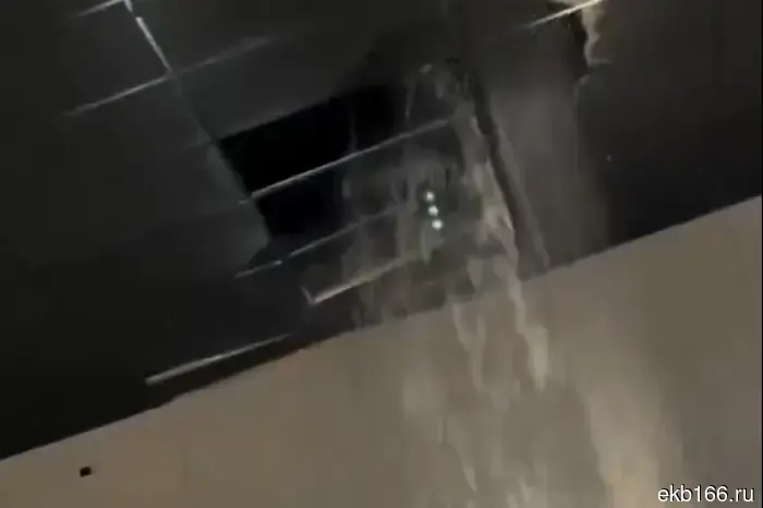 The cinema in the "Globus" shopping center has been flooded.