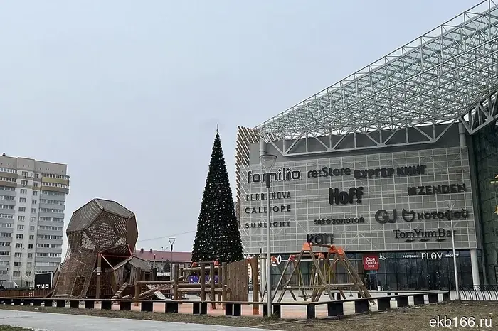 The "Alatyr" shopping center in Yekaterinburg will change its concept without halting operations.