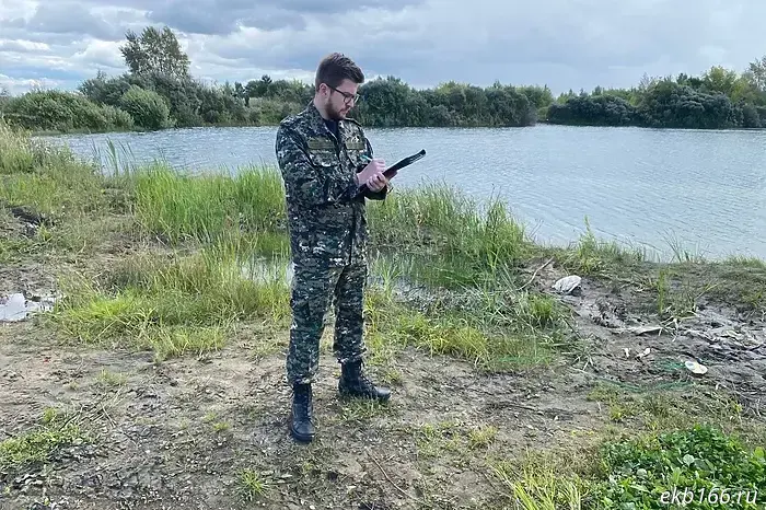 На Урале провели прощание с 8-летним ребенком, чье тело было обнаружено в затопленном карьере.