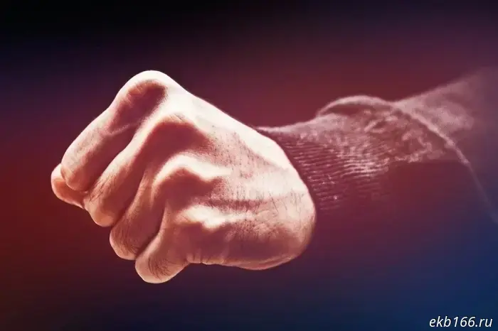 The store will pay an Eckaterinburg resident about half a million for a fight with a security guard.