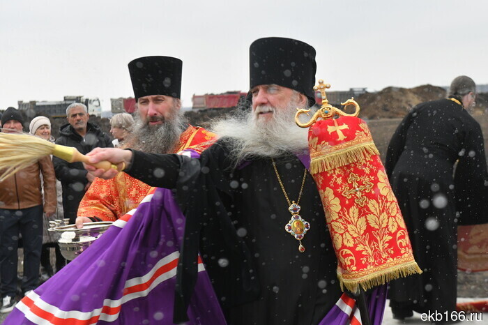 Near the village of Chudovo, a monument to St. Nicholas the Wonderworker was ceremoniously unveiled (PHOTO)