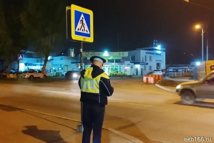 In Yekaterinburg, a scooter rider hit a 9-year-old boy and fled the scene of the accident.
