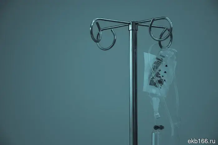 В Екатеринбурге шестилетняя девочка насмерть упала из окна.