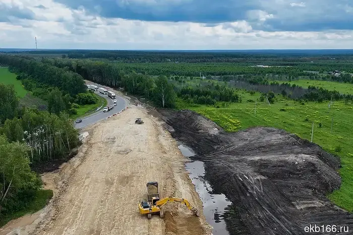 In the Sverdlovsk region, a new bridge will be opened ahead of schedule over the railway crossing, where there have always been huge traffic jams.