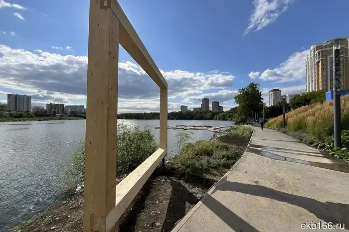 Набережную Екатеринбурга ожидает дальнейшее развитие и значительная реконструкция.