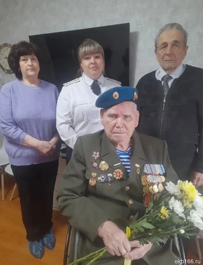 In Tavda, the GUFSIN congratulated a front-line soldier and a veteran of the penal system on their 101st birthday (PHOTO)