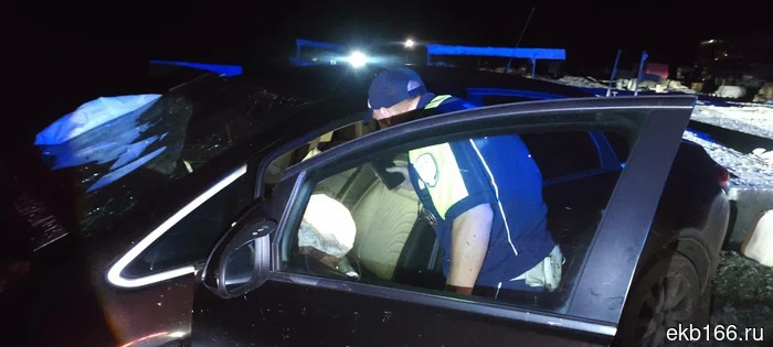 Молодая жительница Екатеринбурга погибла в аварии вместе с пьяным водителем в одной машине (ФОТО)