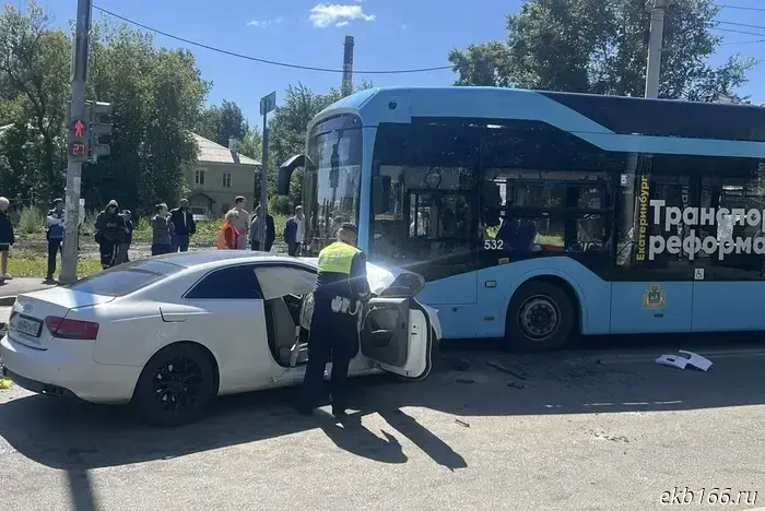 One in intensive care, two released. What is known about the victims of the trolleybus accident?