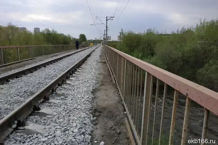 На Урале будут судить двух подростков, которые сбросили знакомого с моста.