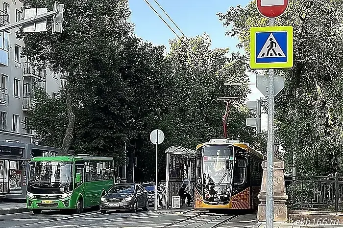 The Yekaterinburg district will be left without trams due to rail repairs.