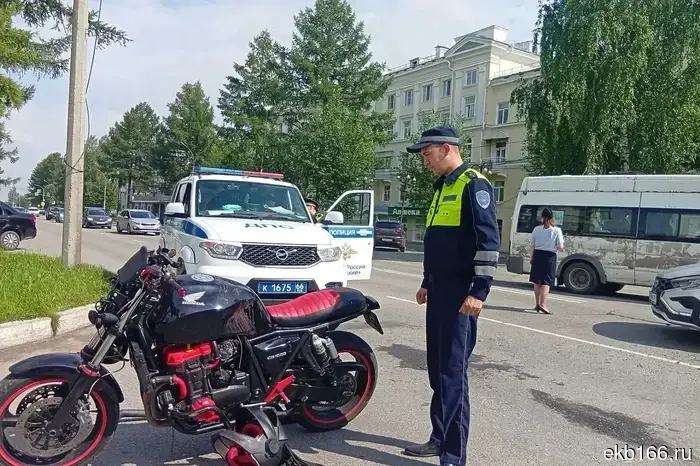 A motorcyclist died on the Sverdlovsk highway.
