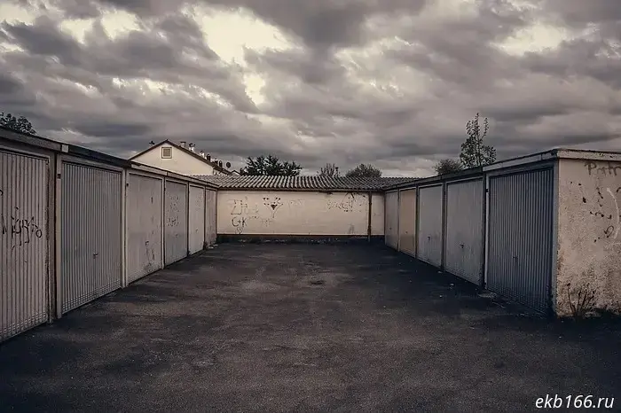 Yekaterinburg garage owners rebelled against the new road.